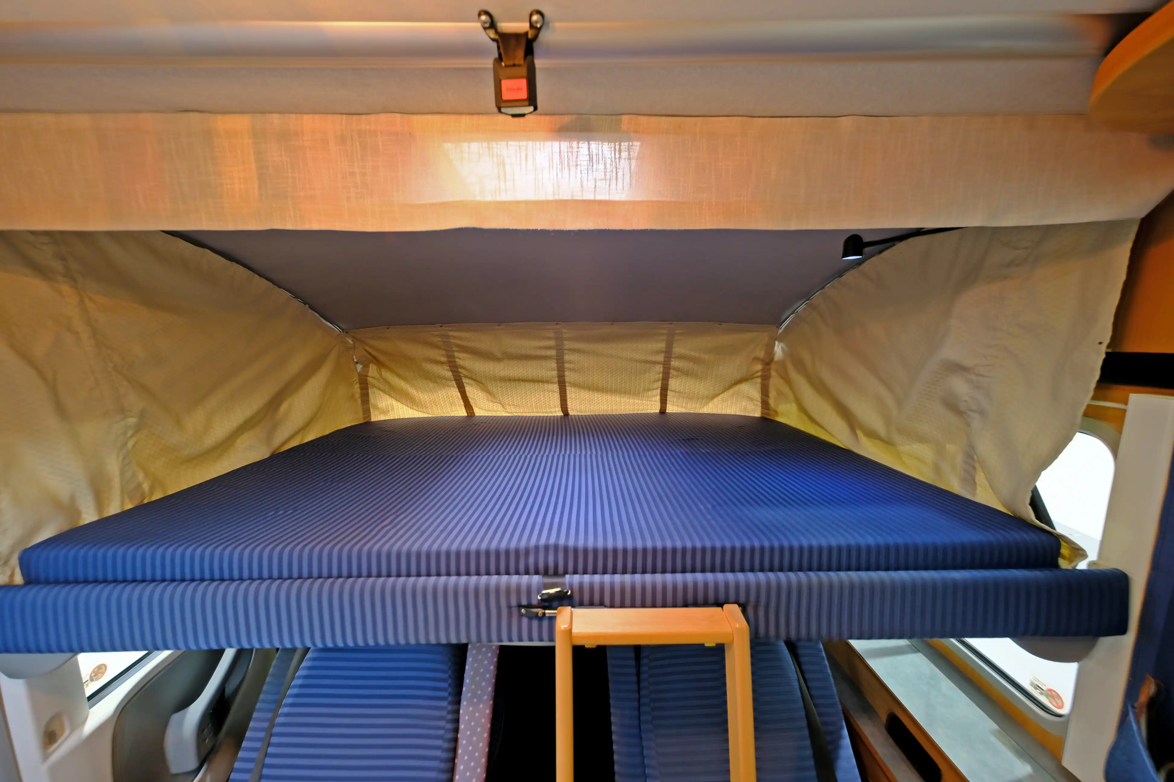 BUERSTNER I 640 Elegance